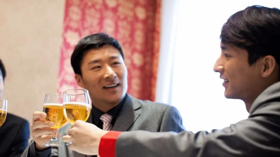 “客有四不请”，老祖宗告诫：请客吃饭千万别叫这4种人，关系再好也不行