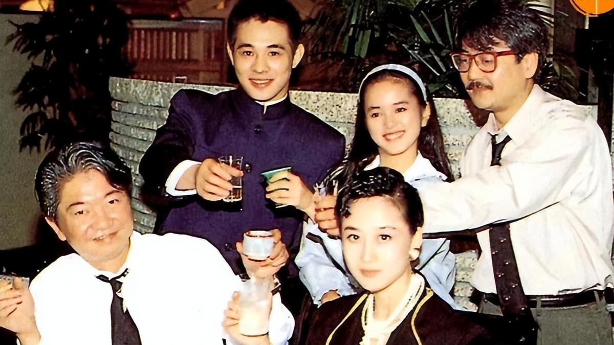 83岁蔡澜自曝钱太多花不完，无子女继承，去酒店养老雇8个人伺候