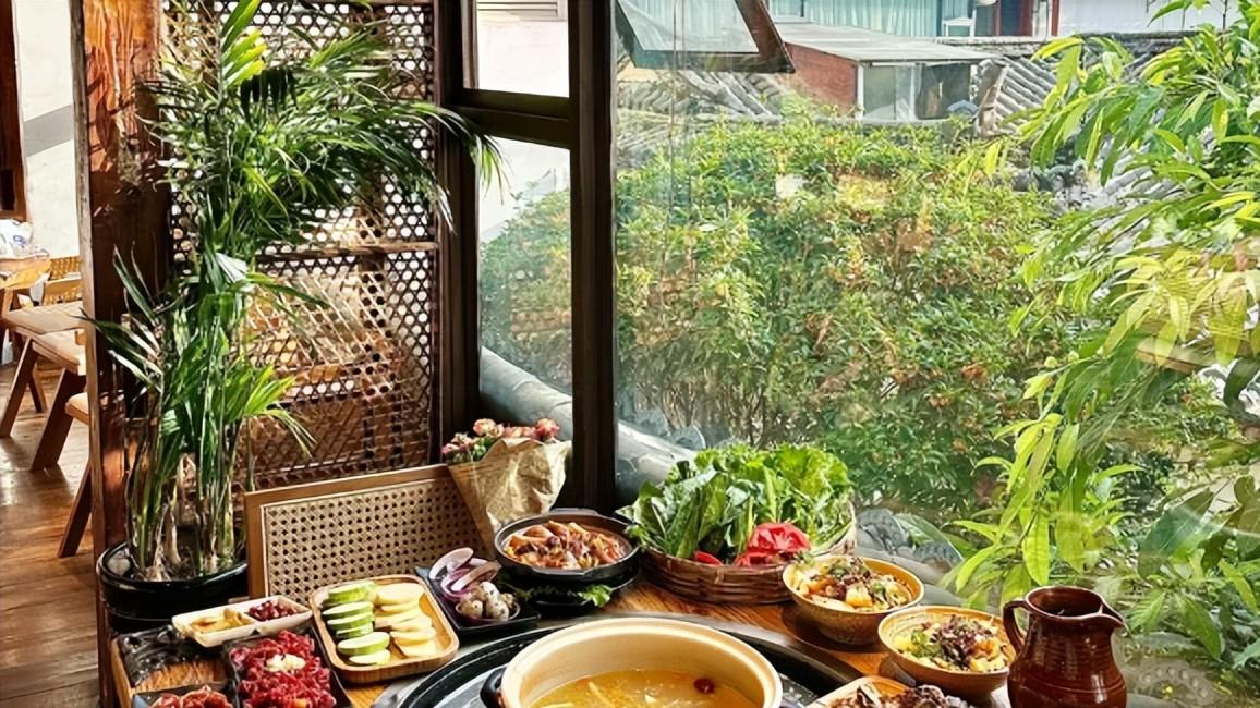 云南的馈赠：鲜菌、美酒与不易言说的乡愁