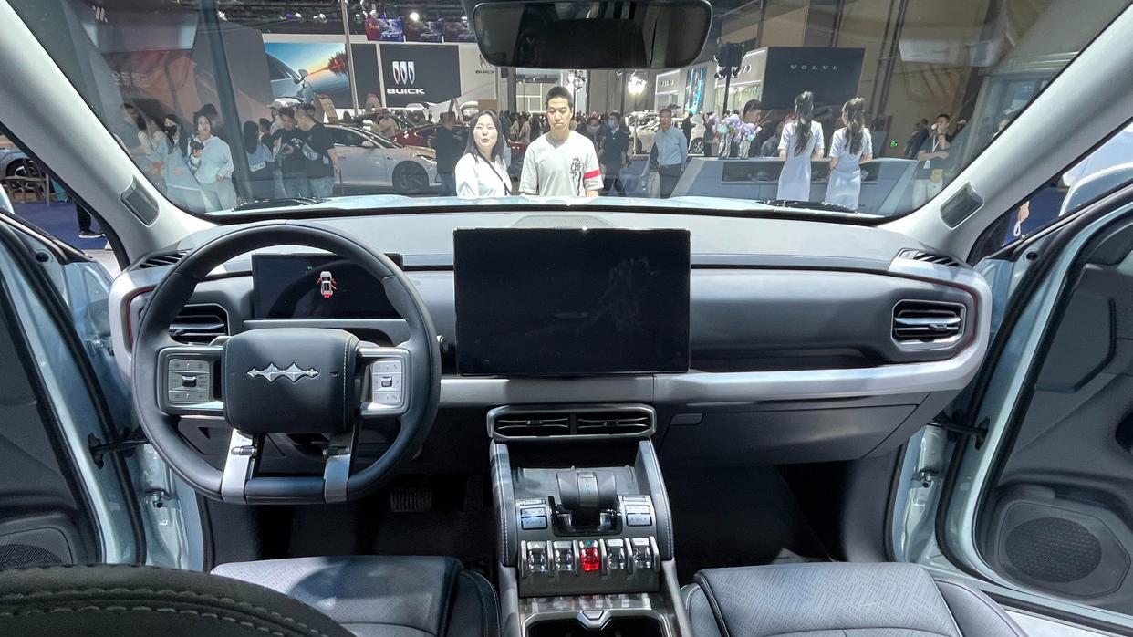 比亚迪又一新车火了，上市首月卖出3048辆，续航510km，标配8气囊