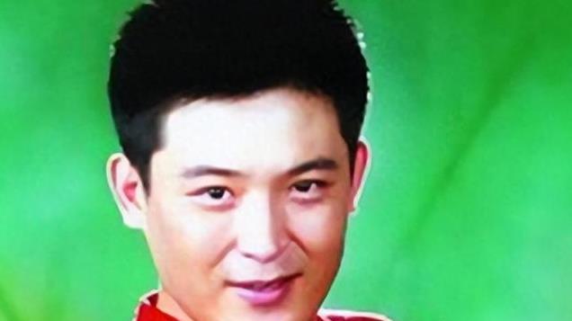 孙涛的小品水平那么低，为何还能年年登春晚？看他媳妇是谁就明了