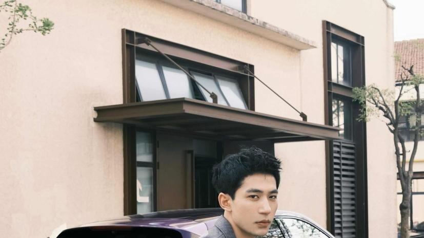 下定享至高33000元权益！问界新M5 Ultra助你智驾无忧畅游一夏