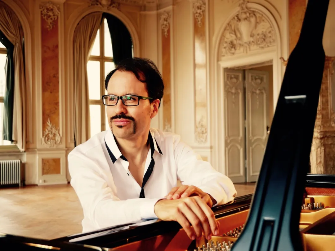 钢琴专业师资介绍 | 德国慕尼黑音乐和戏剧学院