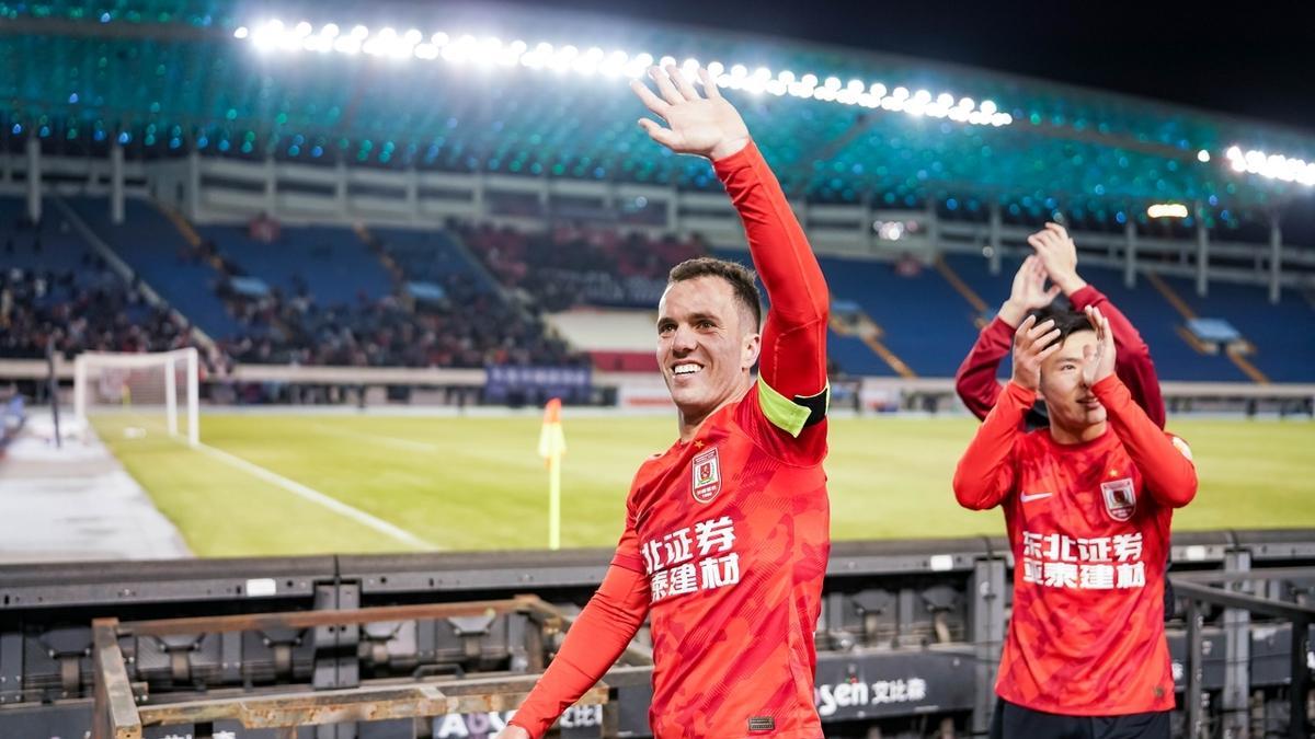 正式获得中国国籍后，塞鸟成中国身价最高的球员！前五名排行曝光