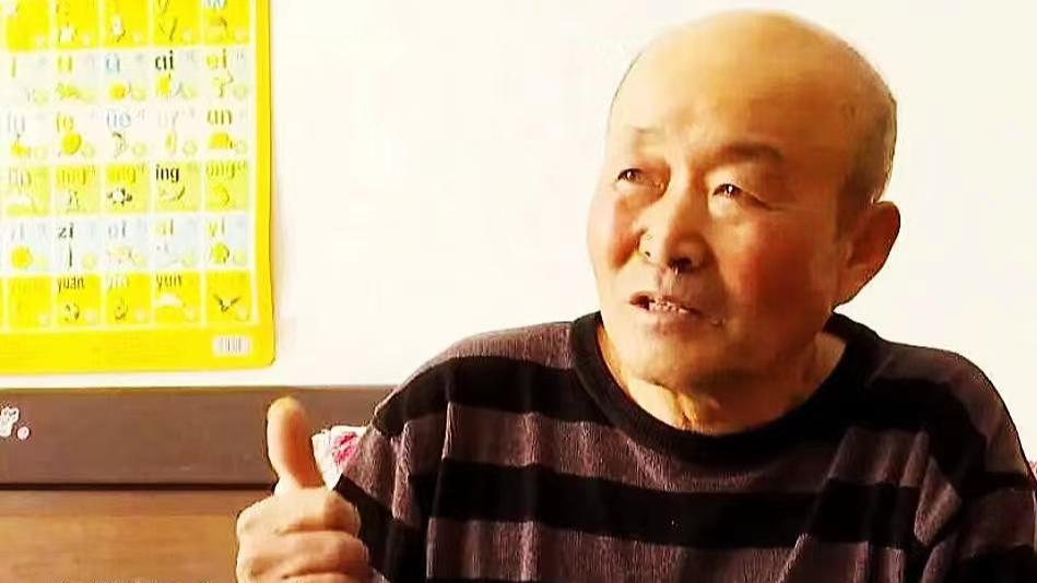 没房没钱的63岁大妈，为何敢要10万彩礼？