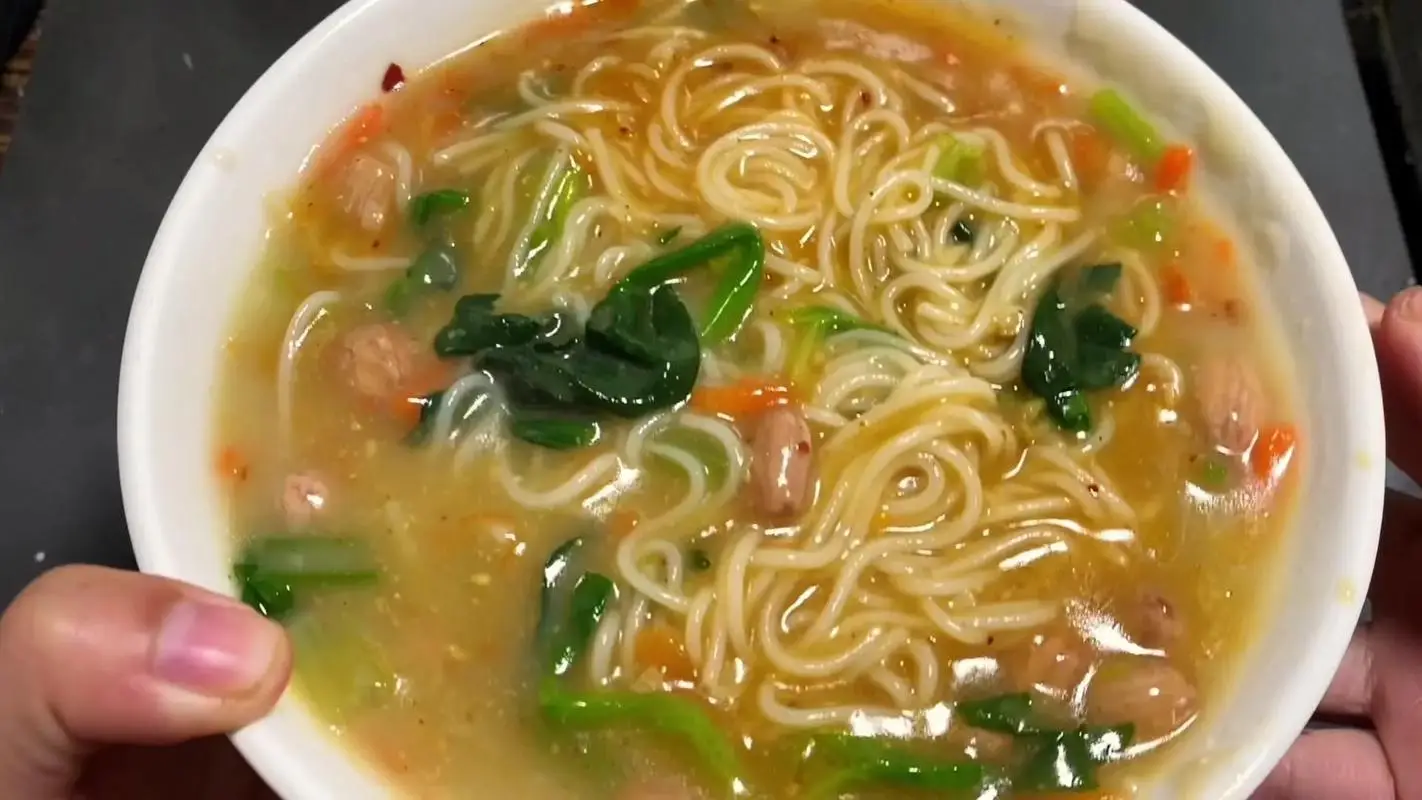 今天就解锁洛阳 6 种必吃美食，每款都藏着老手艺