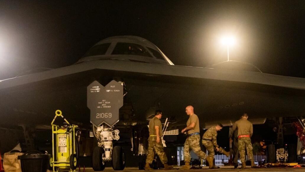 055万吨大驱编队抵近悉尼，携带巡航导弹，本次战略反击小试牛刀