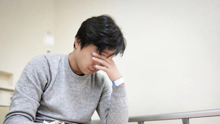 20岁男子查出尿毒症，崩溃大哭：其实身体早有征兆，自己却忽略了