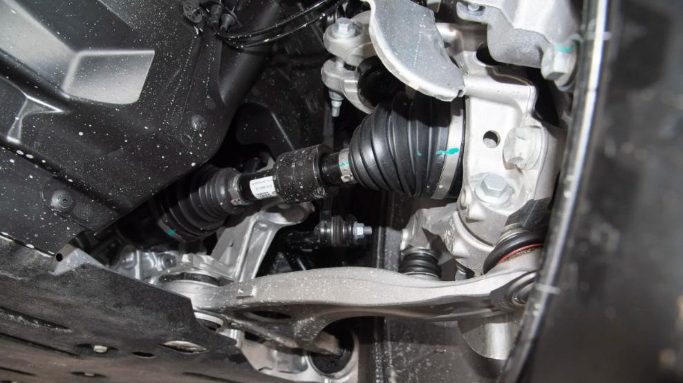 能家用能越野，路虎发现运动产品力均衡，共有三款配置可选