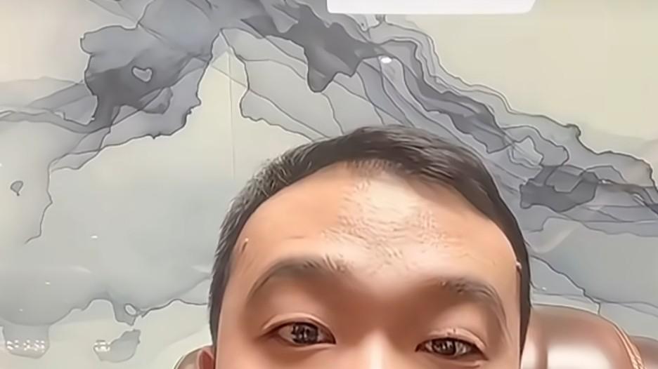 “百亿笑面虎”媛福达董事长郑磊出庭记：瘦成刀片，仍咧嘴笑