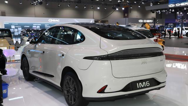 新势力成焦点！2025香港车博会新车盘点 有一款搭纯视觉智驾