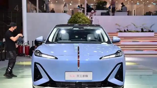 红旗天工06上海车展上市，亲民纯电SUV新势力