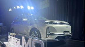 “大六座SUV”行业标杆！吉利大型旗舰SUV银河M9亮相天津