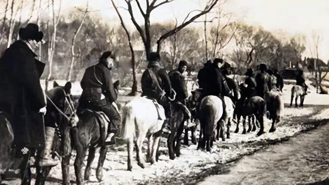 1949年，一个不识字的老汉买报纸，导致戴笠的儿子在浙江暴露行踪