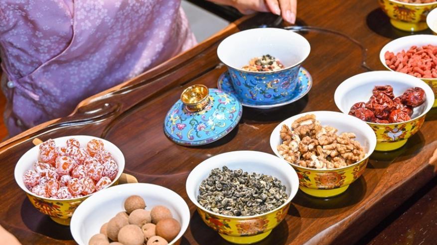 银川市旅游攻略：从一碗“八宝茶”开启穿越之旅