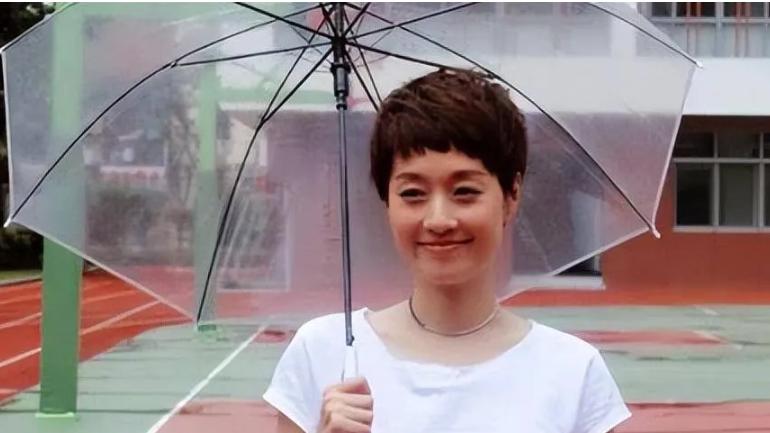 从“夏琳”到“罗子君”再到“玲子”，马伊琍有多清醒？一句话让舆论平息！