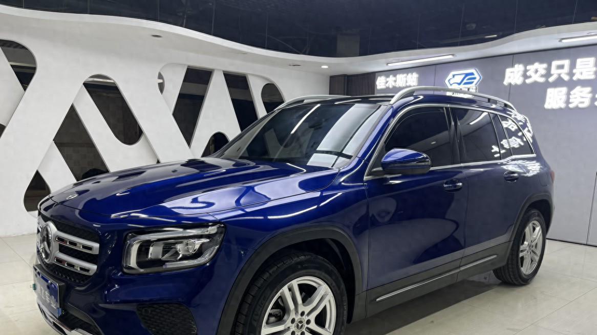 2023款奔驰GLB200，18万出头体验三叉星魅力？