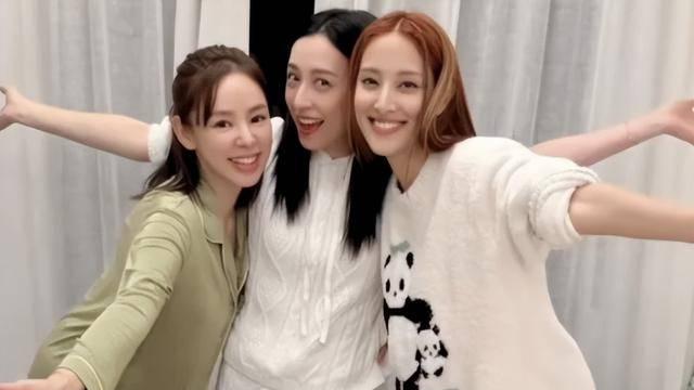 TVB视后获好友庆生！