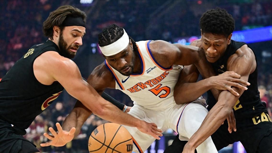 NBA焦点战：骑士大胜尼克斯36分，剑指总冠军！