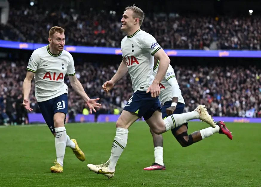 《11月24日足坛贝爷-晓雪说球》公4场数据分析，享私房菜，肉串