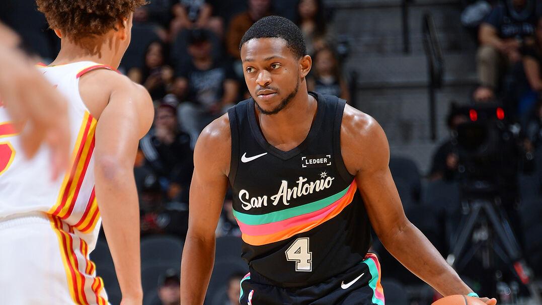 没有文班照样3连胜！福克斯26+5+9，凯尔登25分7板，沃克空砍38分