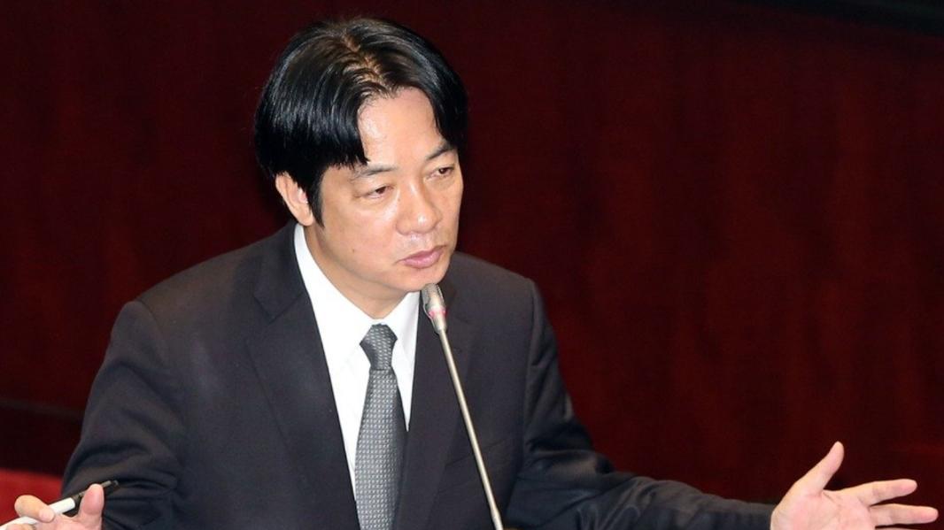 美军火抵台前，解放军4路进台海，轰-6K挂弹起飞，美军不敢提出兵