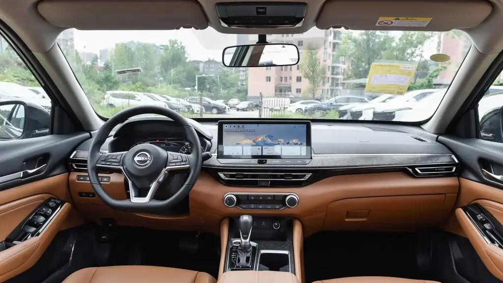 2025年—13万买日产天籁，是捡漏还是入坑？真相让人沉默！