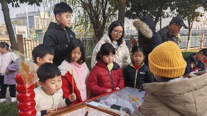 苏州工业园区斜塘街道淞涛社区：健步打卡趣乐多，邻里同行情意浓