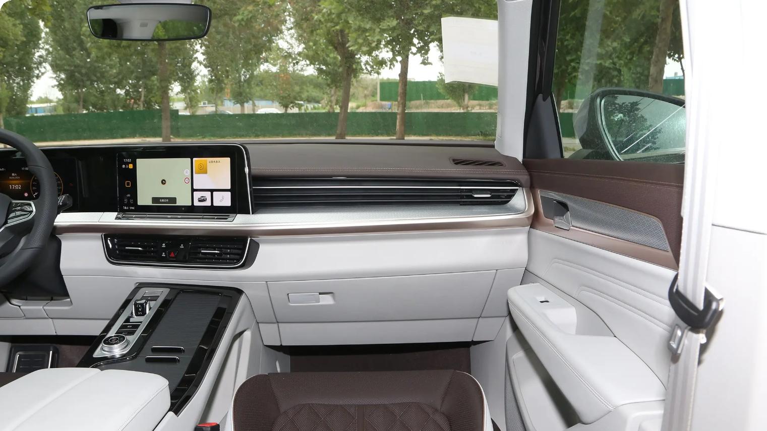 大众造了一辆“好车”！连后备箱都有656L，220ps配四驱