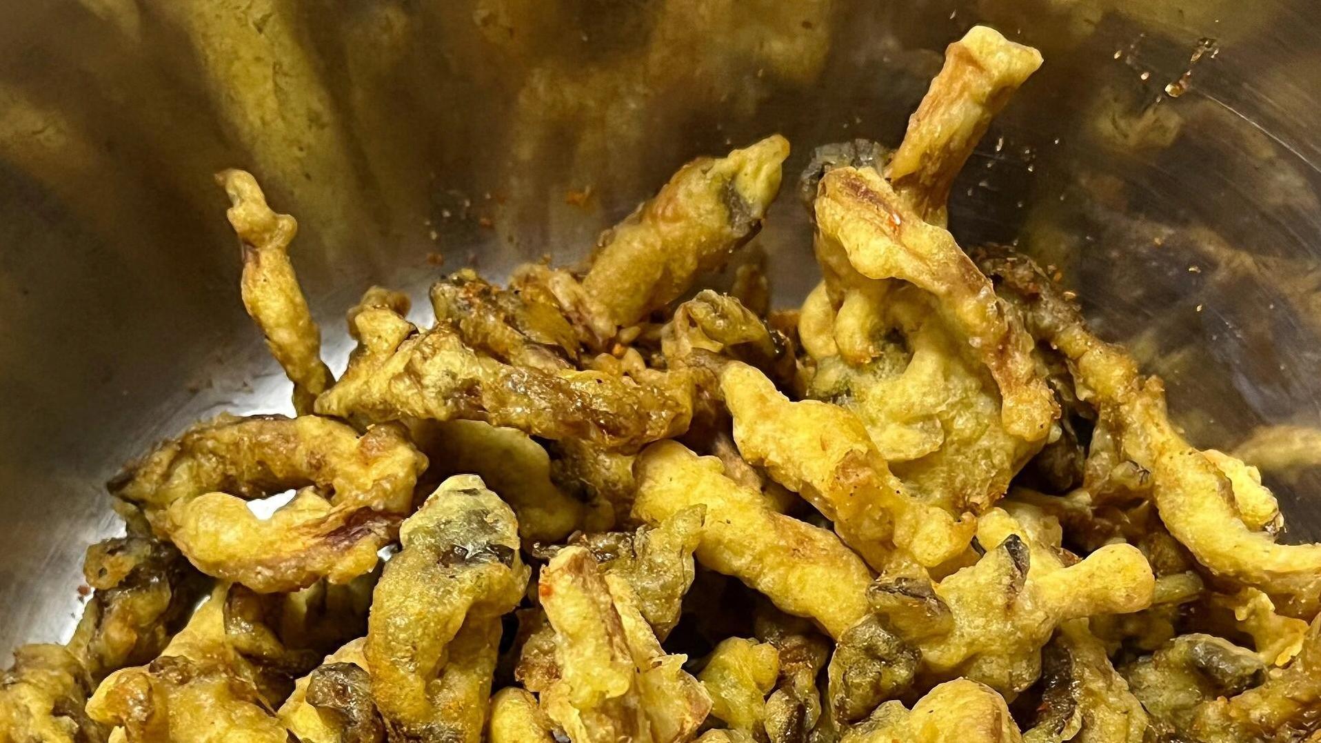 炸蘑菇用面粉还是淀粉？试试这个技巧，口感瞬间升级