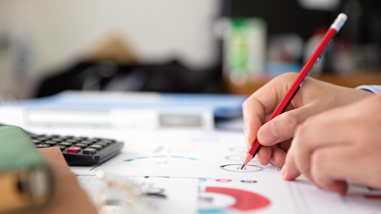 为什么现在的生意越来越难做了？