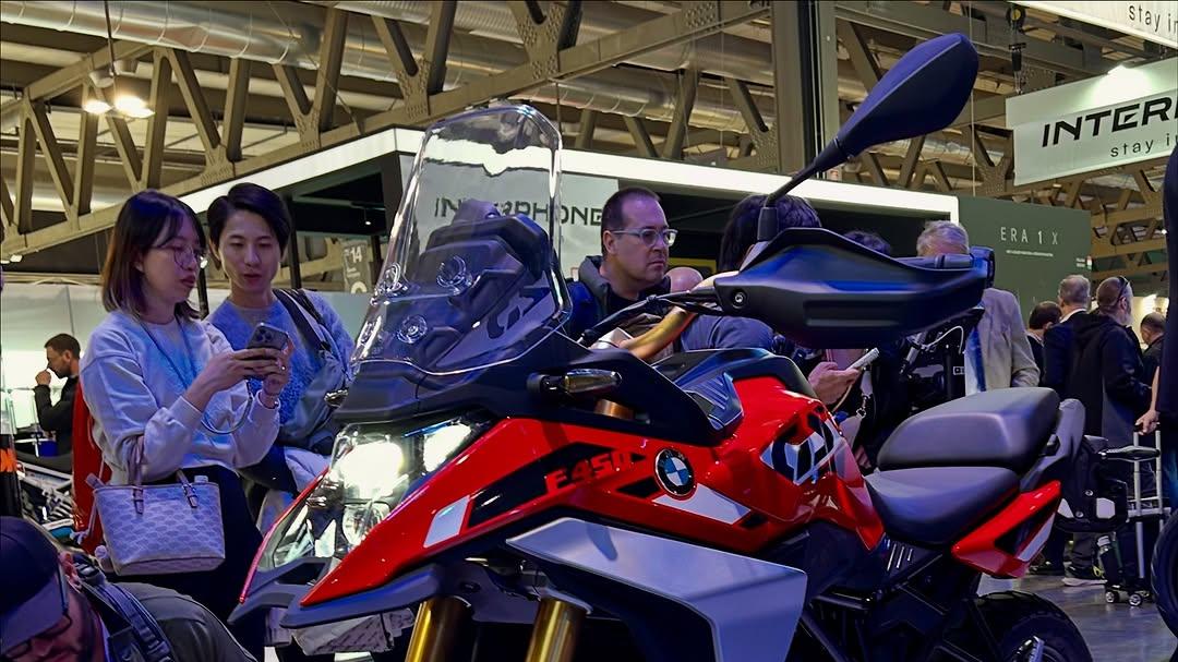 宝马小水鸟F450GS