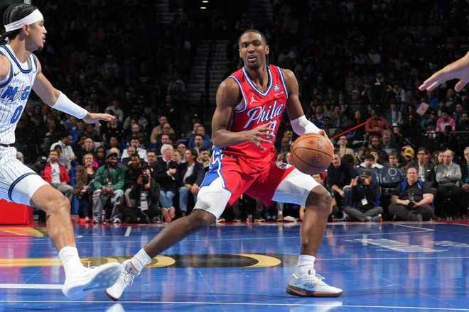 大规模冲突！魔术9人上双狂胜76人 布莱克31分创生涯新高