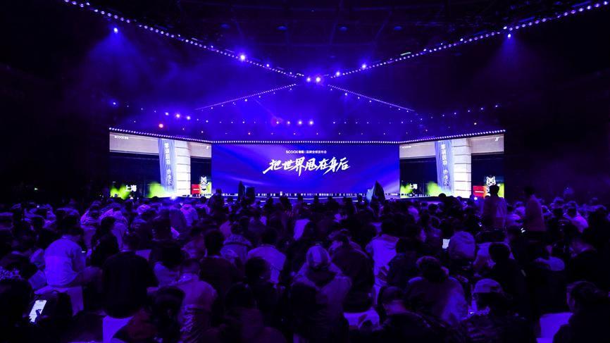 零际携首款产品“陆地飞艇”X7首秀，定义「玩酷无际」