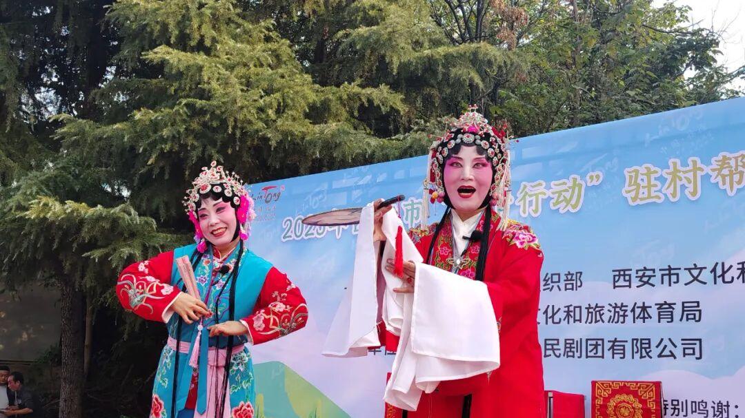 戏韵润乡村 惠民暖人心