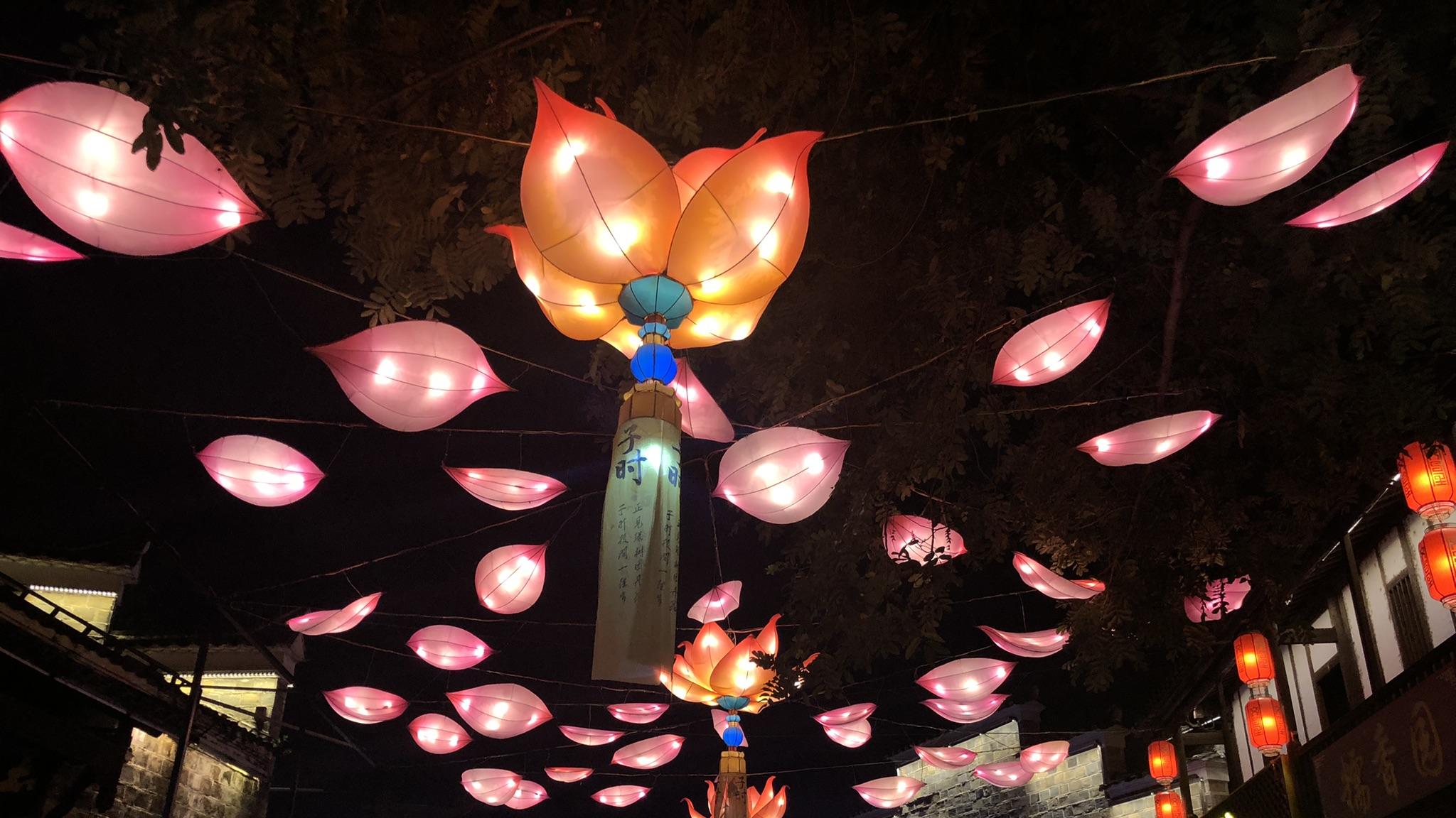 元宵节快乐！分享你看过最好看的花灯照片