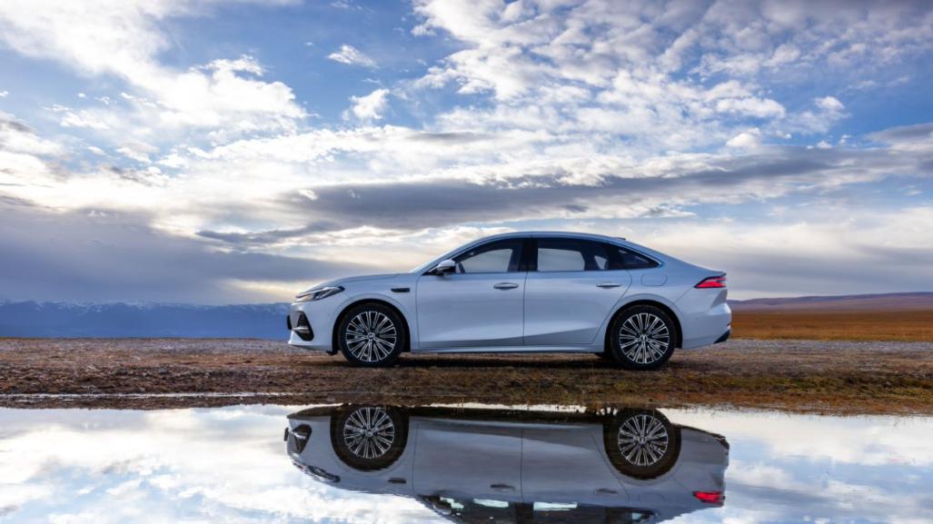 直播翻车？吉利银河A7续航太顶，设备先撑不住了！