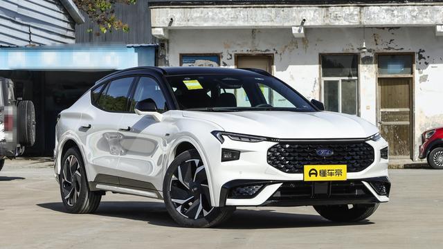 2.0T黄金动力+混动黑科技！蒙迪欧如何改写合资B级车格局？