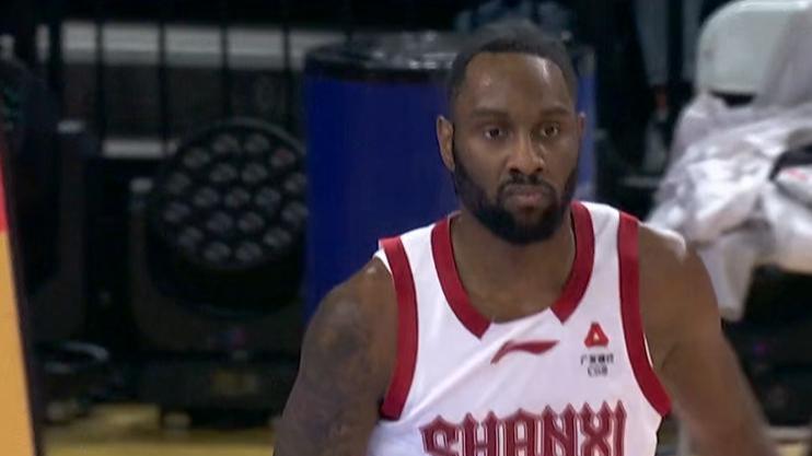 广东男篮93: 106输山西，徐杰空砍25分11助攻，赛后却收3个好消息