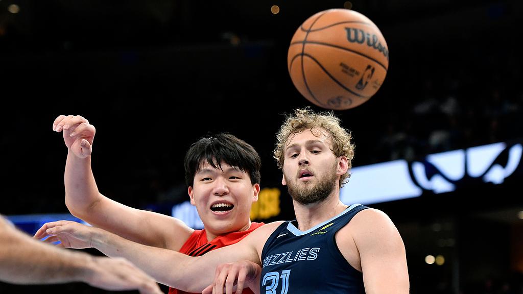 杨瀚森 NBA 首发的成长印记