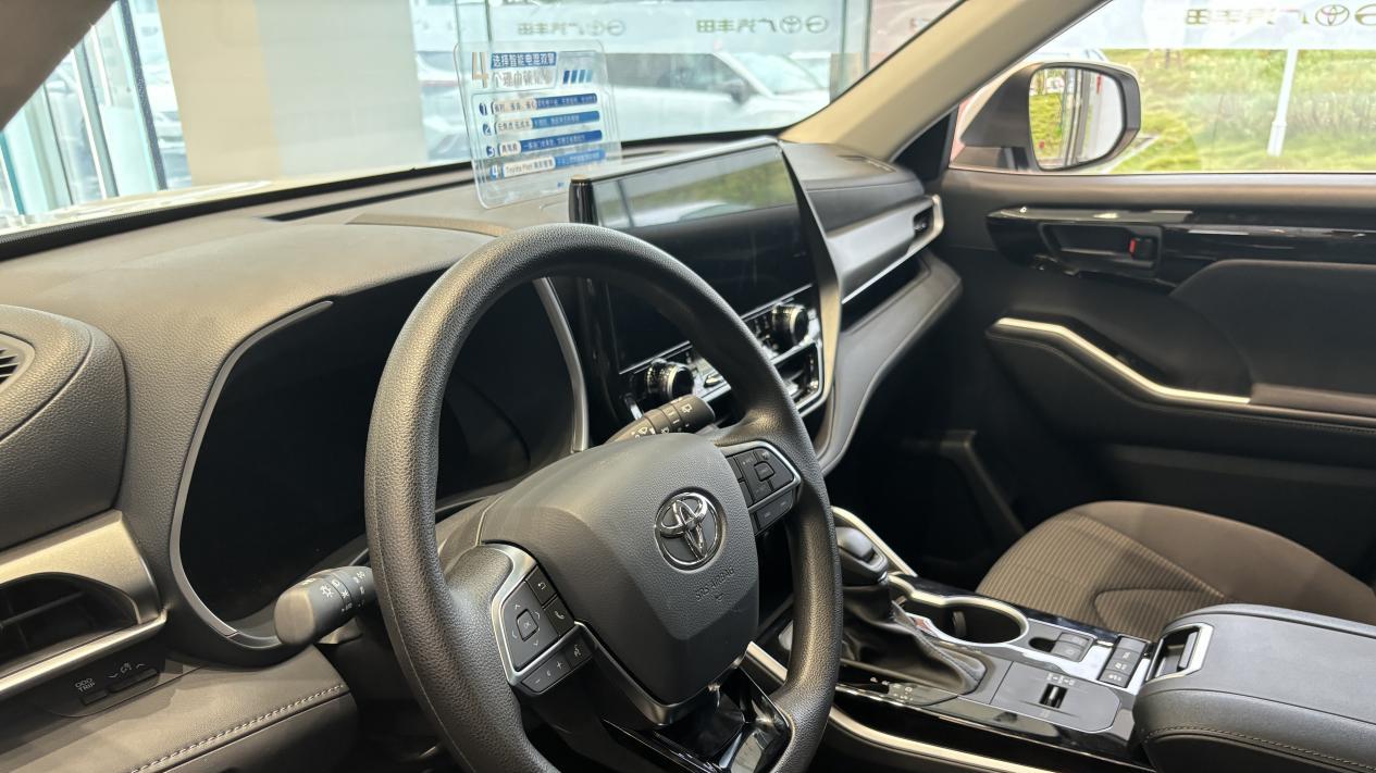 周末陪发小看车，日美德系聊聊我的真实感受