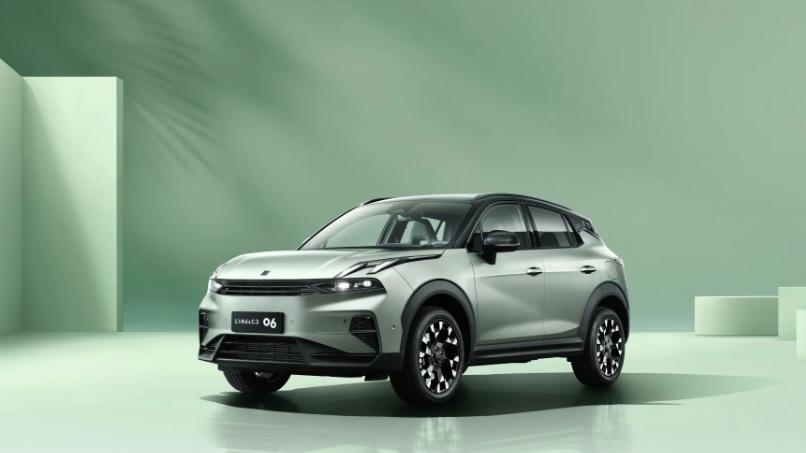 不用练倒车技术？领克06 Relive帮你搞定停车
