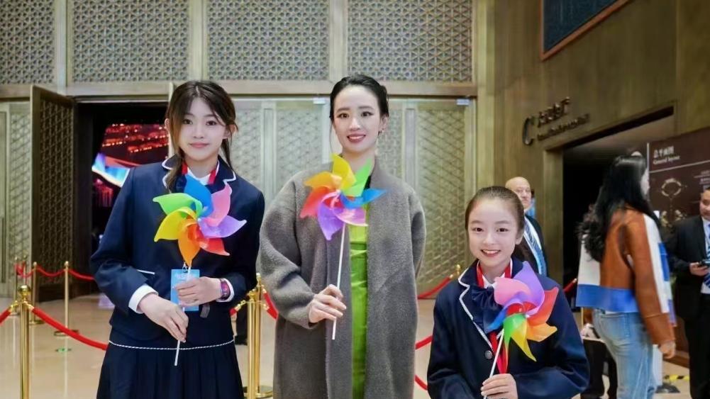 深耕少儿艺术孵化十载 谭倩倩携童星矩阵闪耀年终综艺舞台