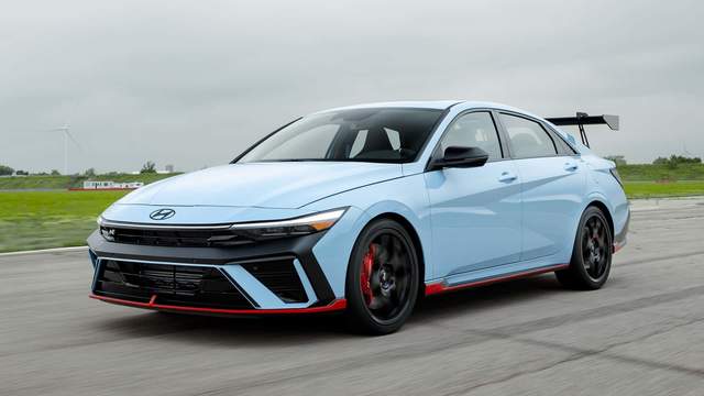 配备碳纤维后翼 现代Elantra N TCR Edition最新消息曝光