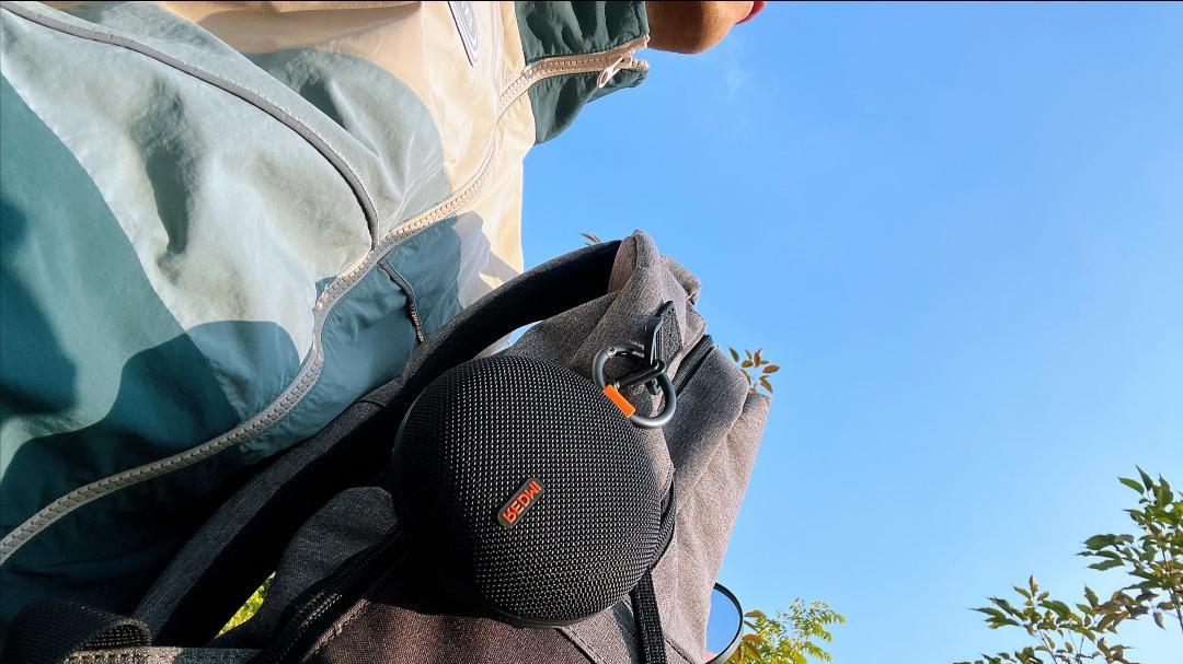 打不过就加入吧，新年礼物是个随行REDMI 蓝牙音箱2，修炼我的BGM