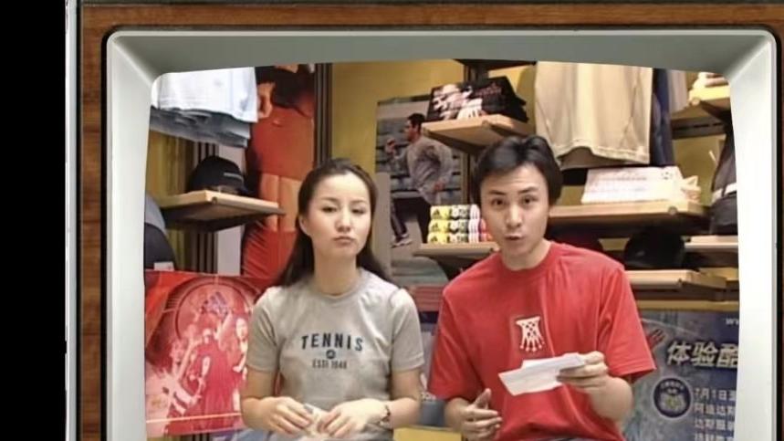 又见朱学虹，直播间讲上海话，不当主持人17年
