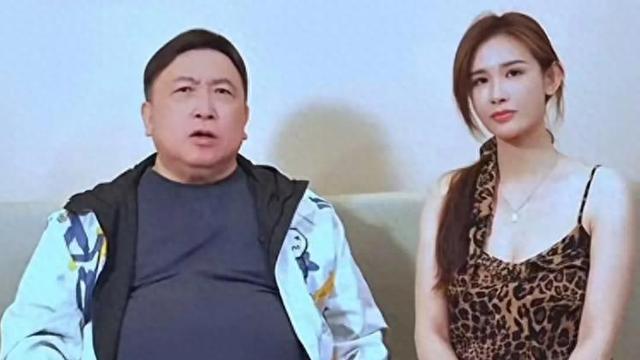 导演王晶是香港著名导演，执导的《赌侠》、《逃学威龙》等口碑都非常好