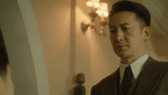 女演员长相有多重要？看李沁高露和舞女对比，差距很明显