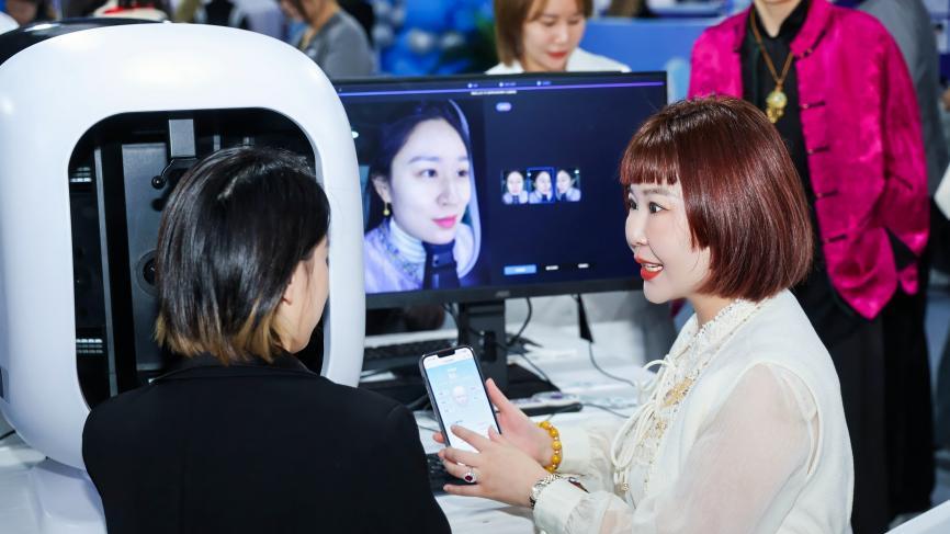 连续8年，静博士美丽市集成为杭城美丽节日