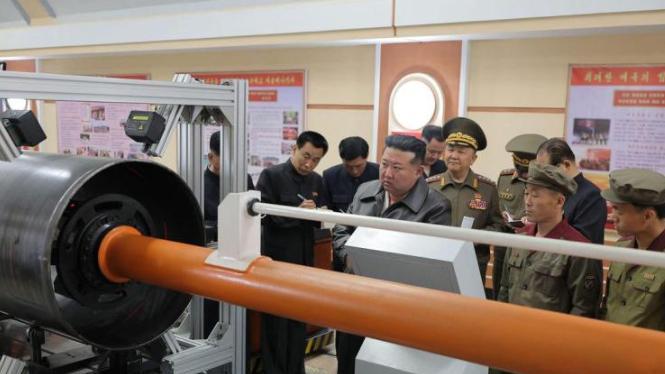 俄胜利日前夕，特朗普喧宾夺主，缺席的金正恩，倒是替俄出了口气